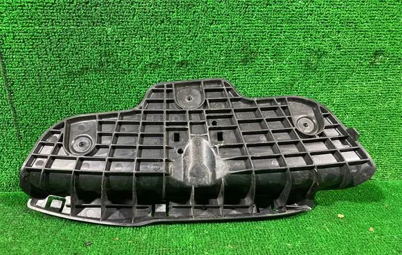 Ford Kuga II Headlight/headlamp mounting bracket GV4117E841AB