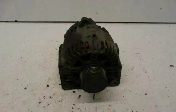 Renault Clio II Generator/alternator 8200667608