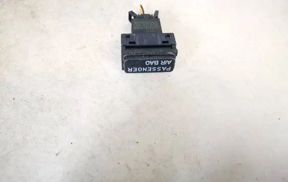 Volkswagen Golf V Passenger airbag on/off switch 1k0919234d