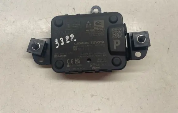 Lexus RX 450H Distronic sensor radar 882100E060
