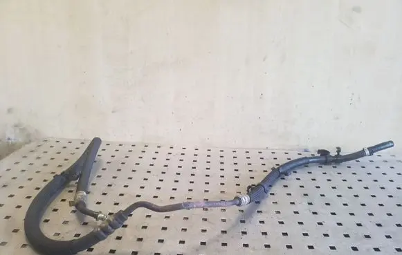 Jaguar XJL Gearbox oil cooler pipe/hose AW933L601AB