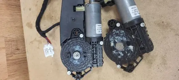 Mercedes-Benz GLC C253 Sunroof motor/actuator A2058200704 A2059009104 A2059064104