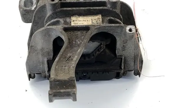 Volkswagen Golf VII Engine mount vacuum valve 5Q0199262BJ