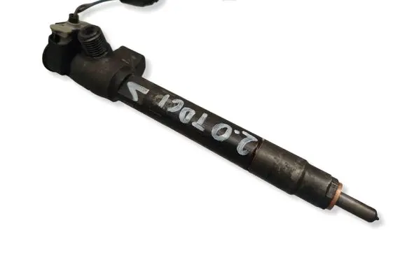 Ford Mondeo MK V Fuel injector 9674984080 28388960 ZF7P420Z0
