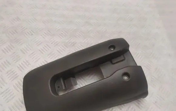 Steering wheel column trim