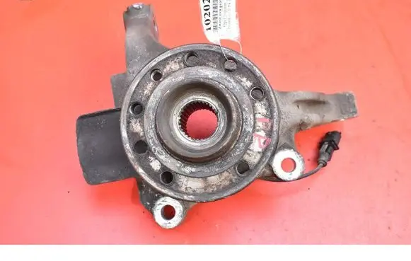 Front wheel hub spindle knuckle