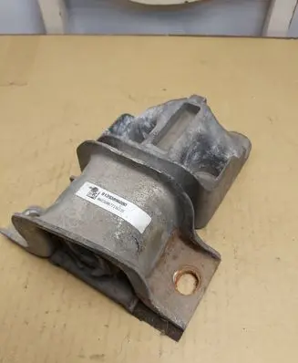 Peugeot Boxer Engine mounting bracket 01393896080
