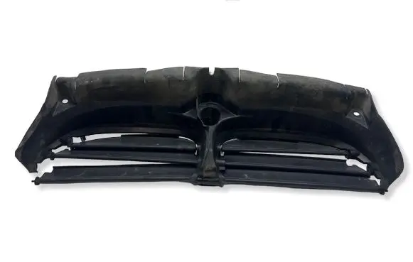 BMW 5 E60 E61 Intercooler air guide/duct channel 7050537 74850610