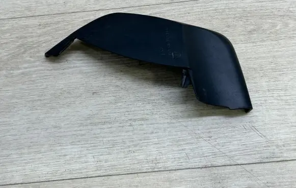 Porsche Cayenne (92A) Rear light trim 7P5945426A