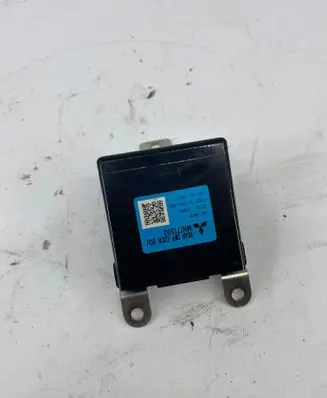 Mitsubishi L200 Torque split ecu control unit/module MN171302 G8D780M 1951T1