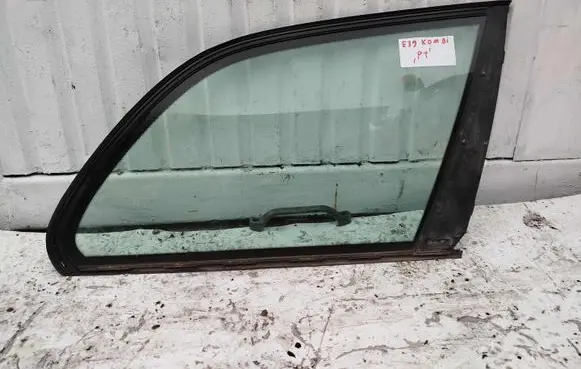 BMW 5 E39 Rear side window 43R00049 DOT24AS2M25