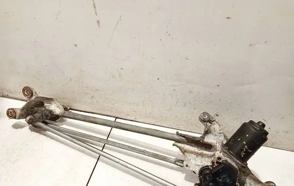 Front wiper linkage and motor