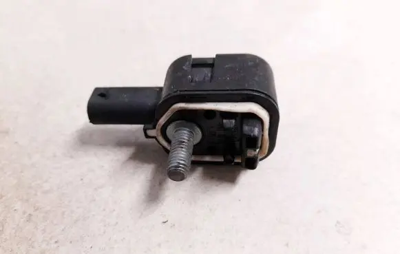 BMW 5 GT F07 Airbag deployment crash/impact sensor 6577922417801 65.779224178-01