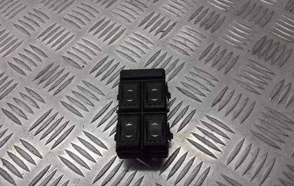 Ford Mondeo Mk III Front door window switch trim 3S7T14A132BA