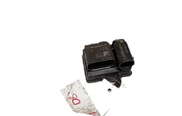 Mercedes-Benz Vito Viano W447 Glow plug pre-heat relay A6519000900