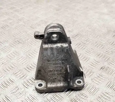 BMW 3 F30 F35 F31 Engine mounting bracket 6859416 6859406