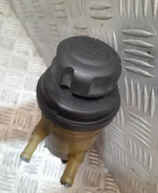 Hyundai Santa Fe Power steering fluid tank/reservoir