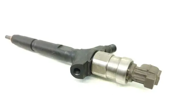 Volkswagen Golf I Fuel injector 8972391617 07150