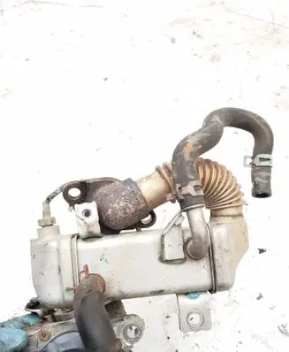 Opel Vivaro EGR valve H8201068965 T011210064 147100789R