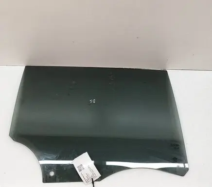 Peugeot 2008 II Rear door window glass 9825586580