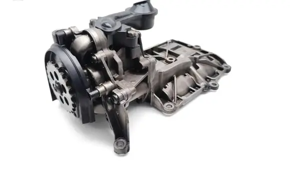 BMW 3 E90 E91 Oil pump 7810823 11417810773 62440410