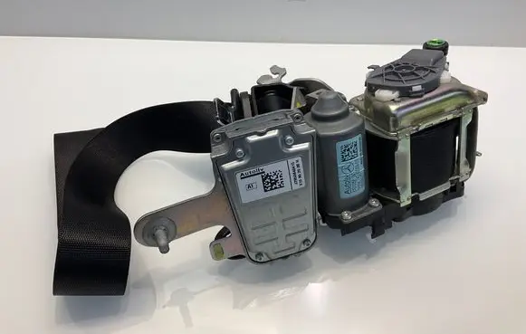 Mercedes-Benz E C207 W207 Front seatbelt A2078603585 040969 2078603585