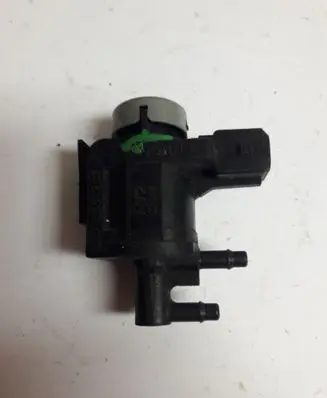 Audi A4 S4 B6 8E 8H Turbo solenoid valve 1J0906283A