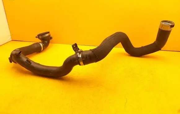 Citroen DS4 Engine coolant pipe/hose 9807627980 9813408480