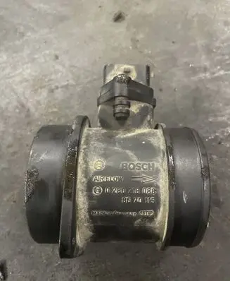 Volvo V70 Mass air flow meter