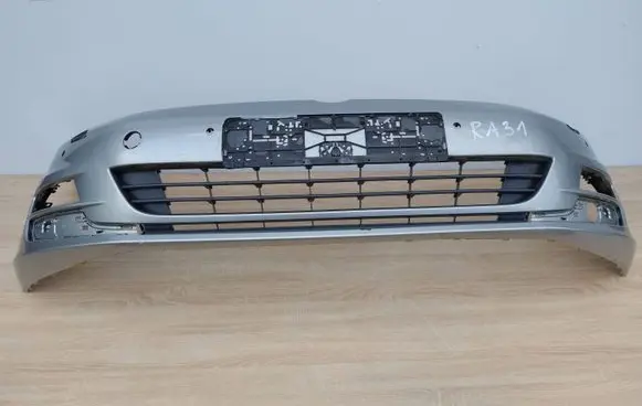 Volkswagen Golf VII Front bumper 5G0807221