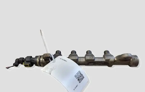 Opel Zafira C Fuel main line pipe 0445214221 55576177
