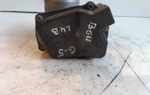 Volkswagen Golf V Throttle valve 03C133062C A2C53030936