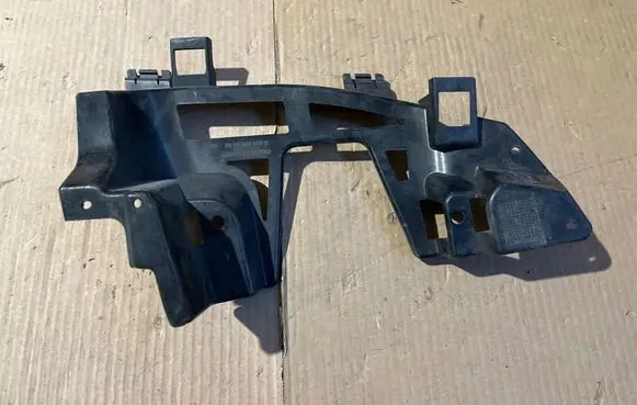 Mercedes-Benz SL R231 Front bumper corner part panel trim A2318852466 11512910B