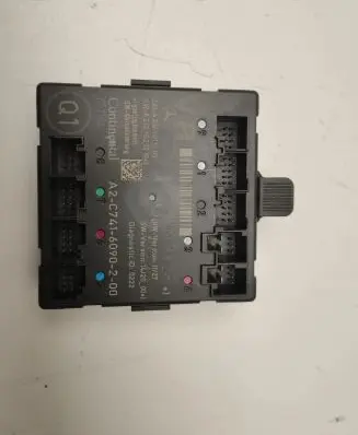 Mercedes-Benz E W212 Door control unit/module A2129009328