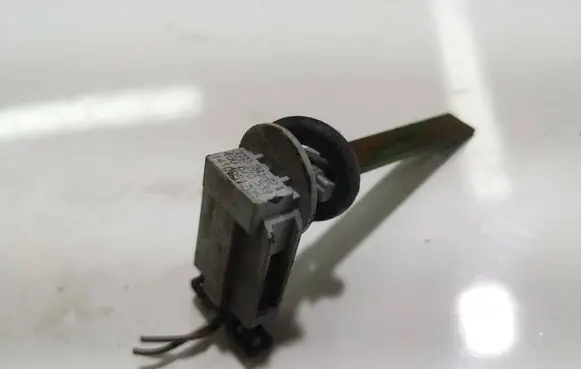 Volkswagen Golf V Interior temperature sensor 4B0820539 784302A