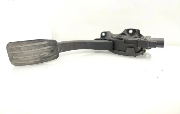 Ford Mondeo MK IV Accelerator throttle pedal 6G929F836RD 6PV01083414 C95YE01