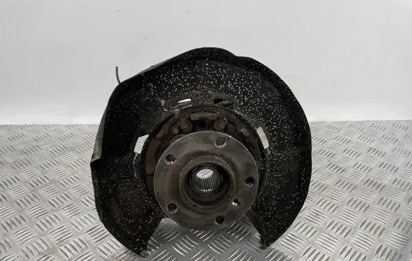 BMW X5 F15 Rear wheel hub spindle/knuckle