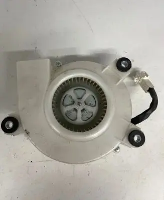 Mitsubishi Carisma Heater fan/blower 117300 016070
