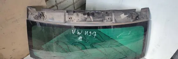 Volkswagen Touareg I Opening tailgate glass 