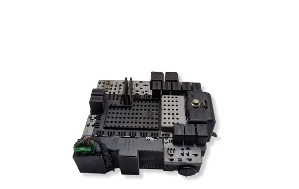 Volvo S60 Fuse module 08696035 03W112 76889509T