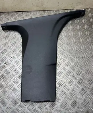Volvo V40 (B) pillar trim (bottom) 31102352