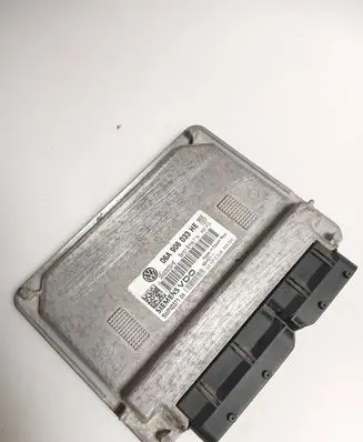 Seat Leon (1P) Engine control unit/module 06A906033HE 5WP4037104