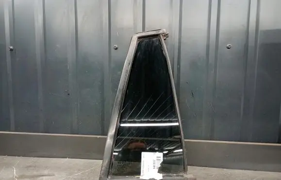 Hyundai Santa Fe Rear side window