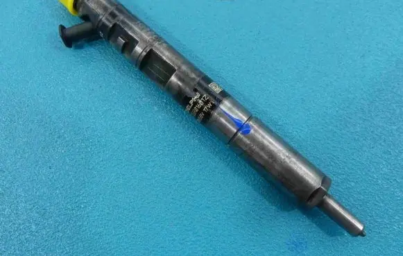 Ford Focus Fuel injector EJBR01601Z IMPRK1017014