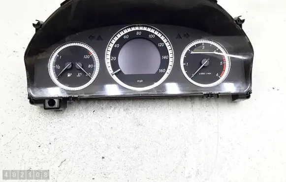 Mercedes-Benz C W204 Speedometer (instrument cluster) a2049002605