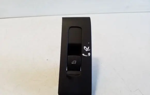 Volvo XC40 Electric window control switch 31407718