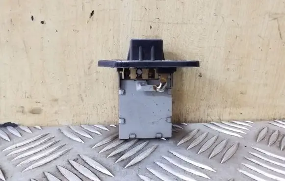 KIA Rio Heater blower motor/fan resistor