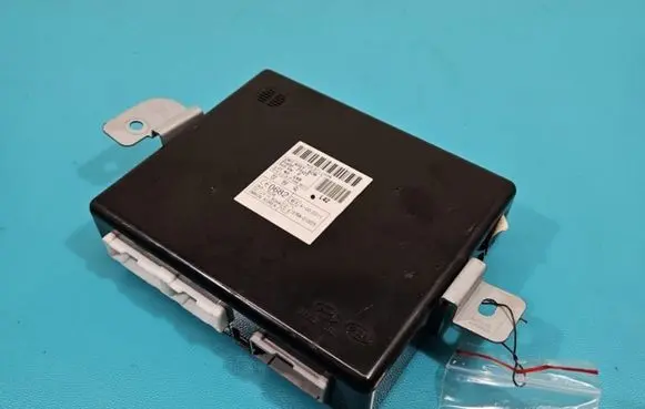 Hyundai ix35 Central body control module 95400-2Y422 IMPRK1417959