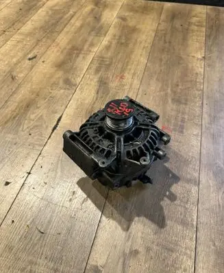 Mercedes-Benz E W211 Generator/alternator A0121549802 0124625019