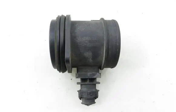 Volvo V70 Mass air flow meter 30677999 0281002730